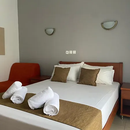 Pighi Hotell 3*
